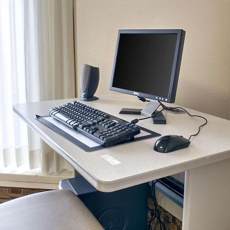 Americas Best Value Inn Salina Kültér fotó