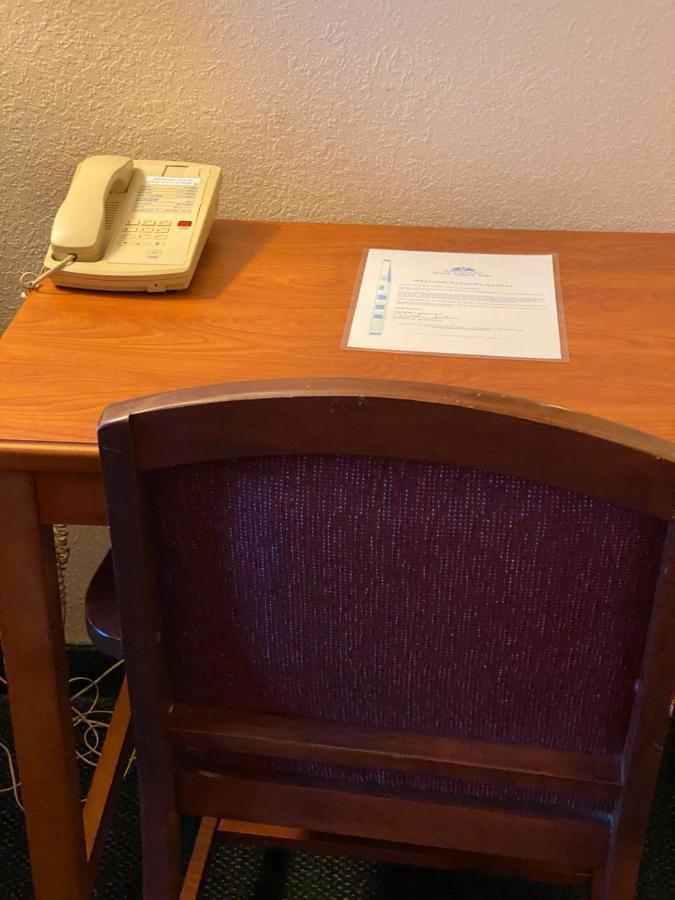 Americas Best Value Inn Salina Kültér fotó