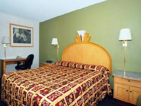 Americas Best Value Inn Salina Kültér fotó