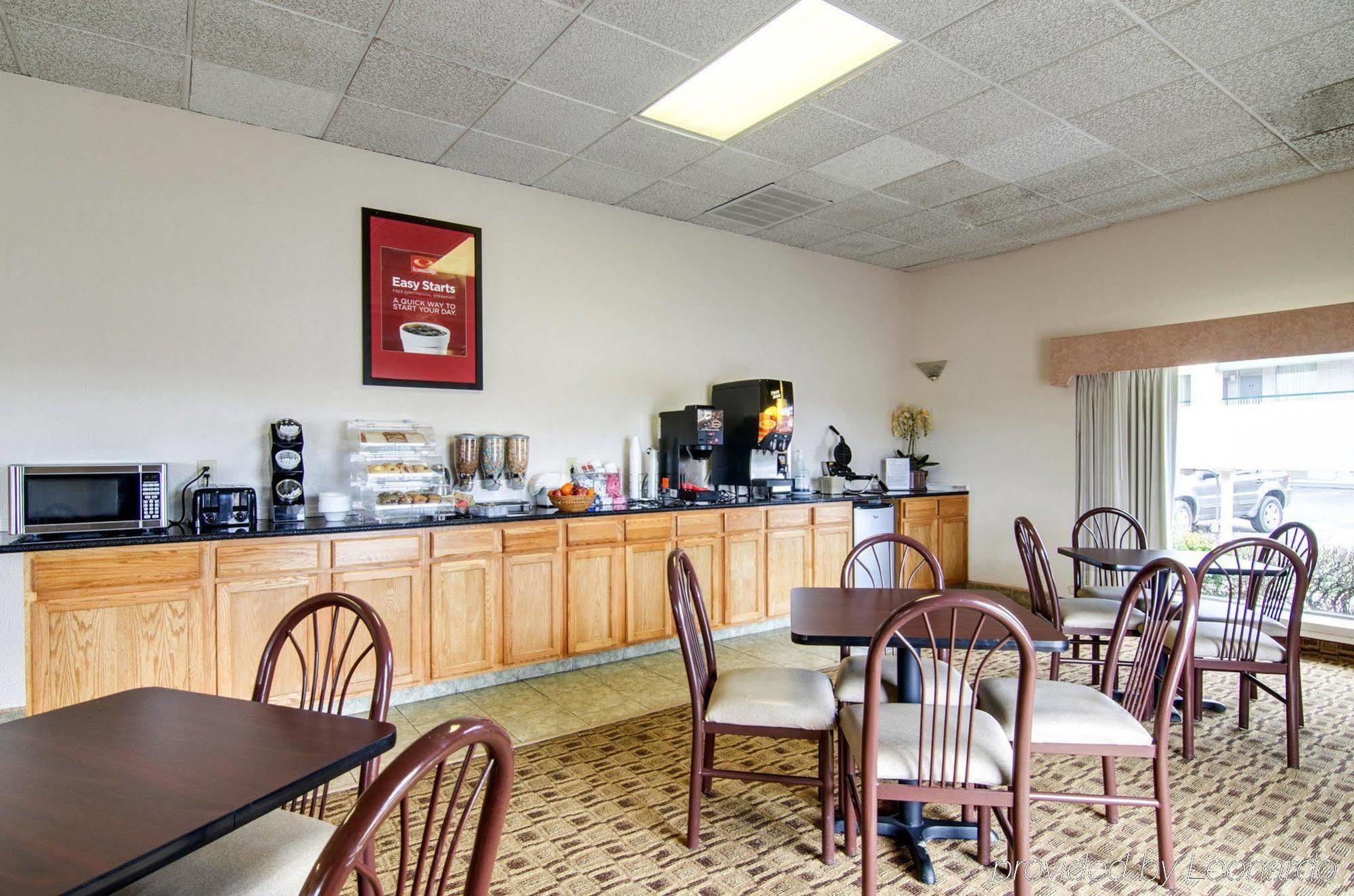 Americas Best Value Inn Salina Kültér fotó