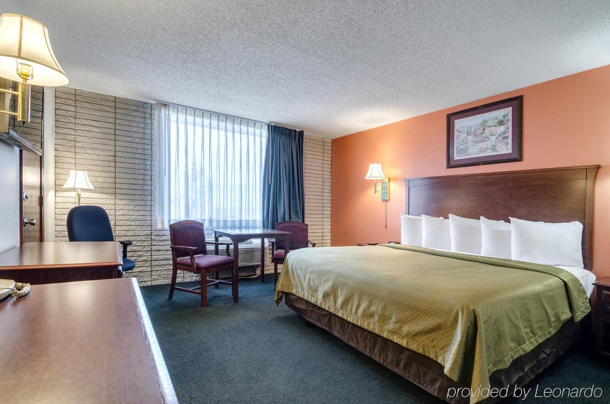 Americas Best Value Inn Salina Kültér fotó