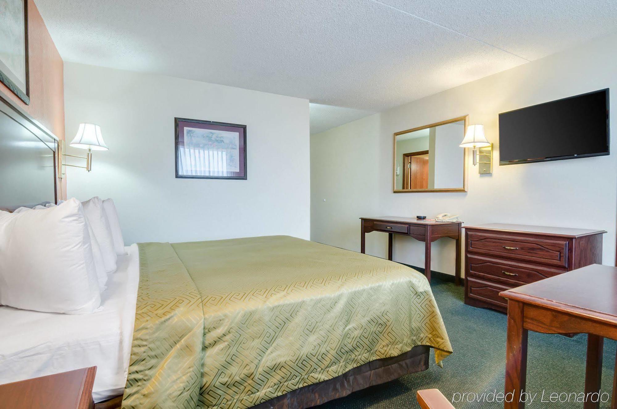 Americas Best Value Inn Salina Kültér fotó