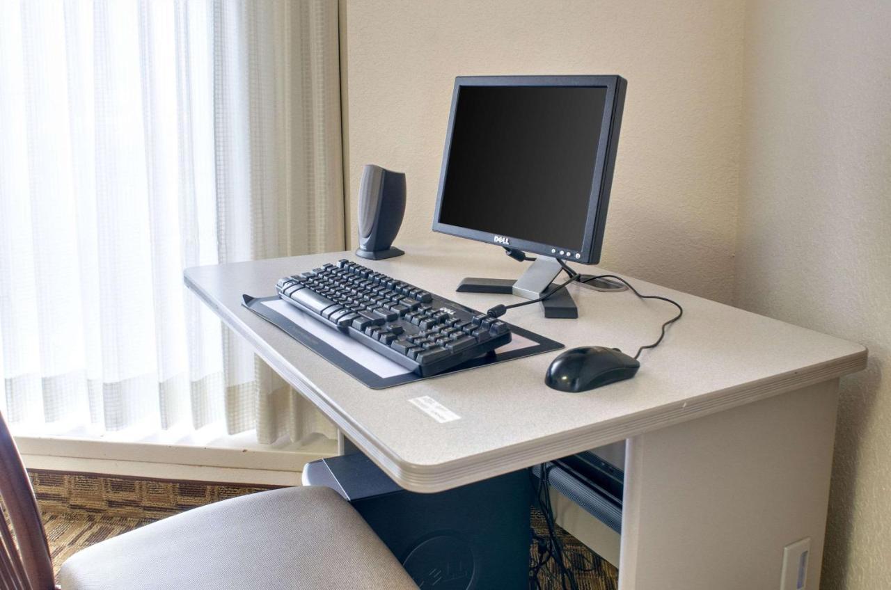 Americas Best Value Inn Salina Kültér fotó